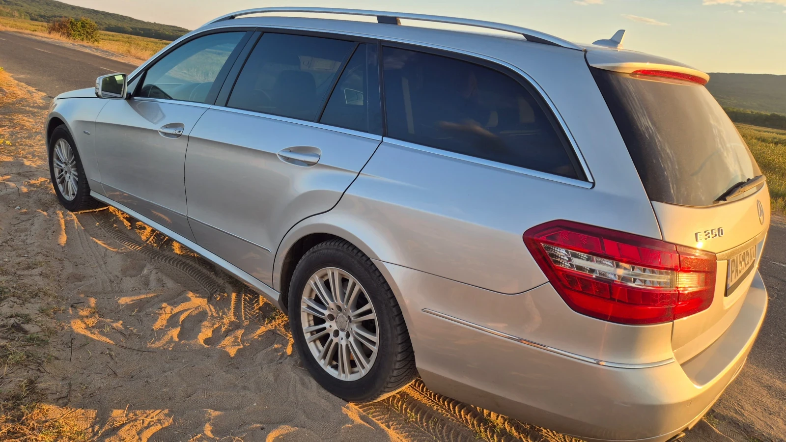 Mercedes-Benz E 350, снимка 10 - Автомобили и джипове - 56061283