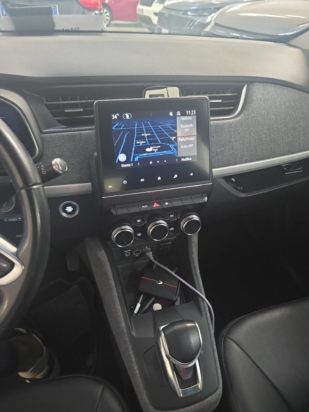 Renault Zoe 52kw, снимка 7 - Автомобили и джипове - 56150200