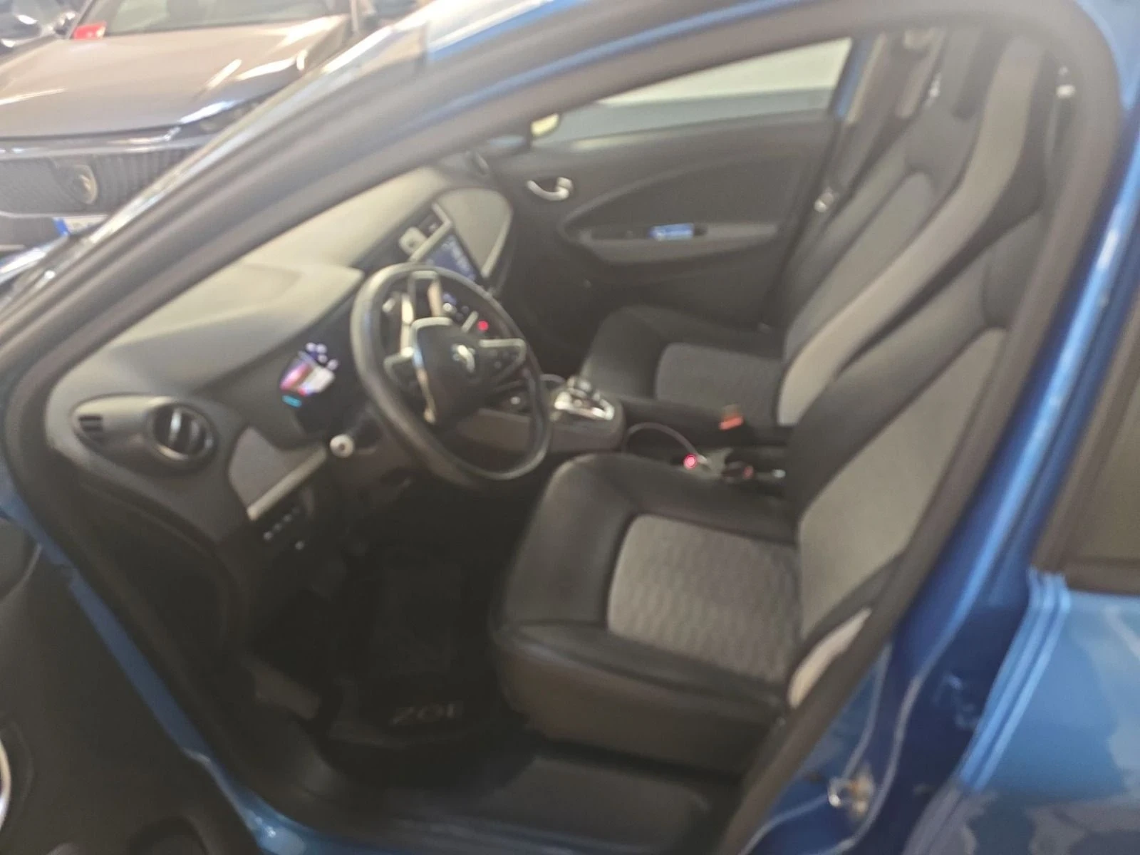 Renault Zoe 52kw, снимка 6 - Автомобили и джипове - 56150200