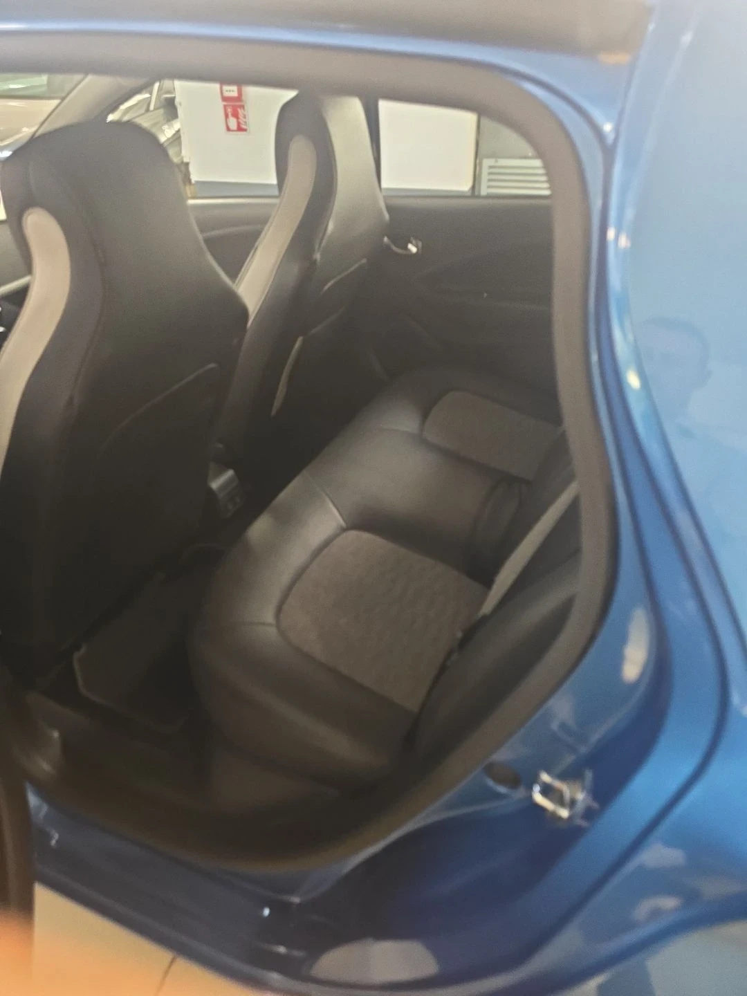 Renault Zoe 52kw, снимка 11 - Автомобили и джипове - 56150200