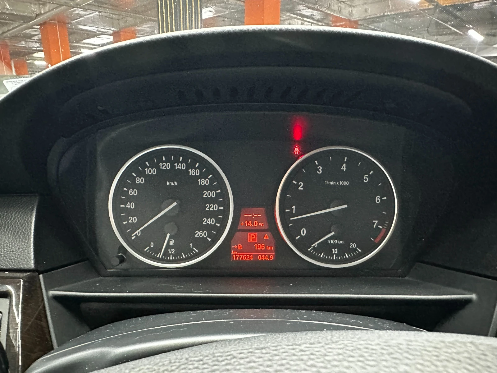 BMW 530 facelift/3.0i 218 к.с. , снимка 13 - Автомобили и джипове - 56656772