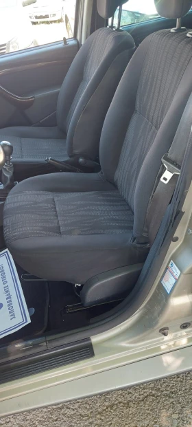 Dacia Duster 1.5 dci клима 4х4, снимка 13