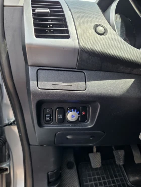 Mitsubishi Outlander 2.4 БЕНЗИН/ГАЗ ТЕЧНА ФАЗА, снимка 16