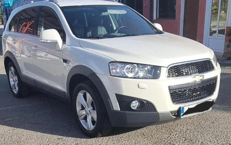 Chevrolet Captiva, снимка 2 - Автомобили и джипове - 47680623