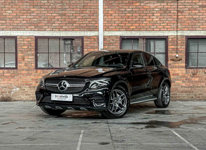 Mercedes-Benz GLC 250 AMG Coupe 4matic Premium Plus, снимка 1 - Автомобили и джипове - 48120782