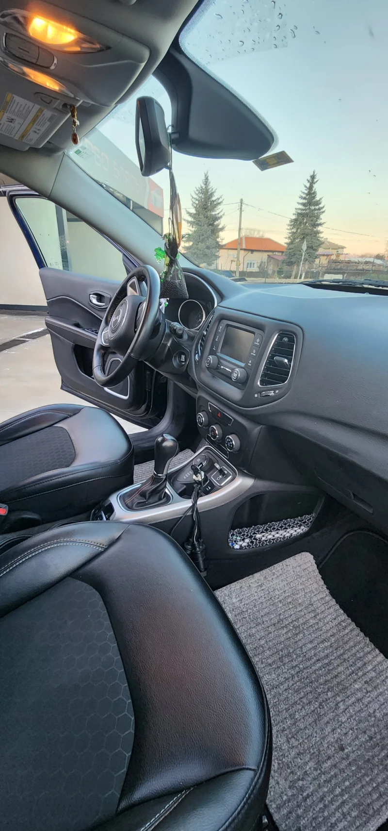 Jeep Compass LATITUDE, снимка 10 - Автомобили и джипове - 48773649