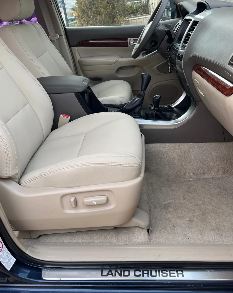 Toyota Land cruiser 3.0d4d 5степенен автоматик , снимка 10 - Автомобили и джипове - 50608878