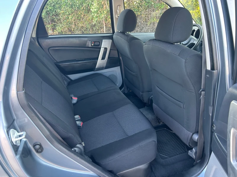 Daihatsu Terios 1.5i - 105 к.с / 4Х4 / АВТОМАТИК / , снимка 12 - Автомобили и джипове - 51302132