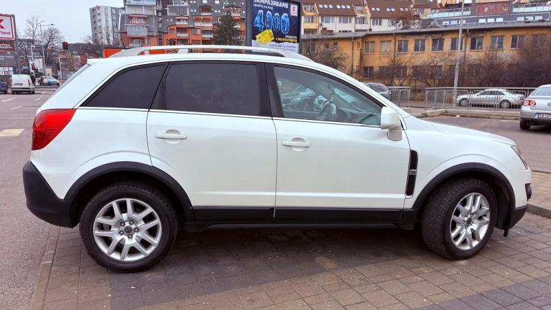 Opel Antara 2.2 CDTI, снимка 5 - Автомобили и джипове - 53202790