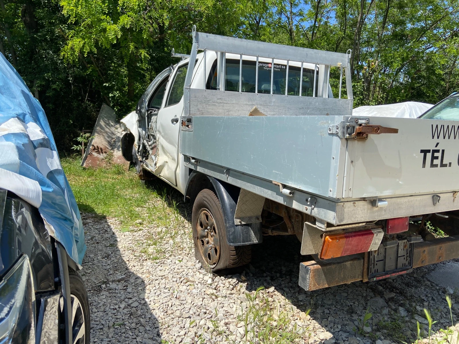 Toyota Hilux 2.5 D4D 4X4 Швейцария - изображение 5