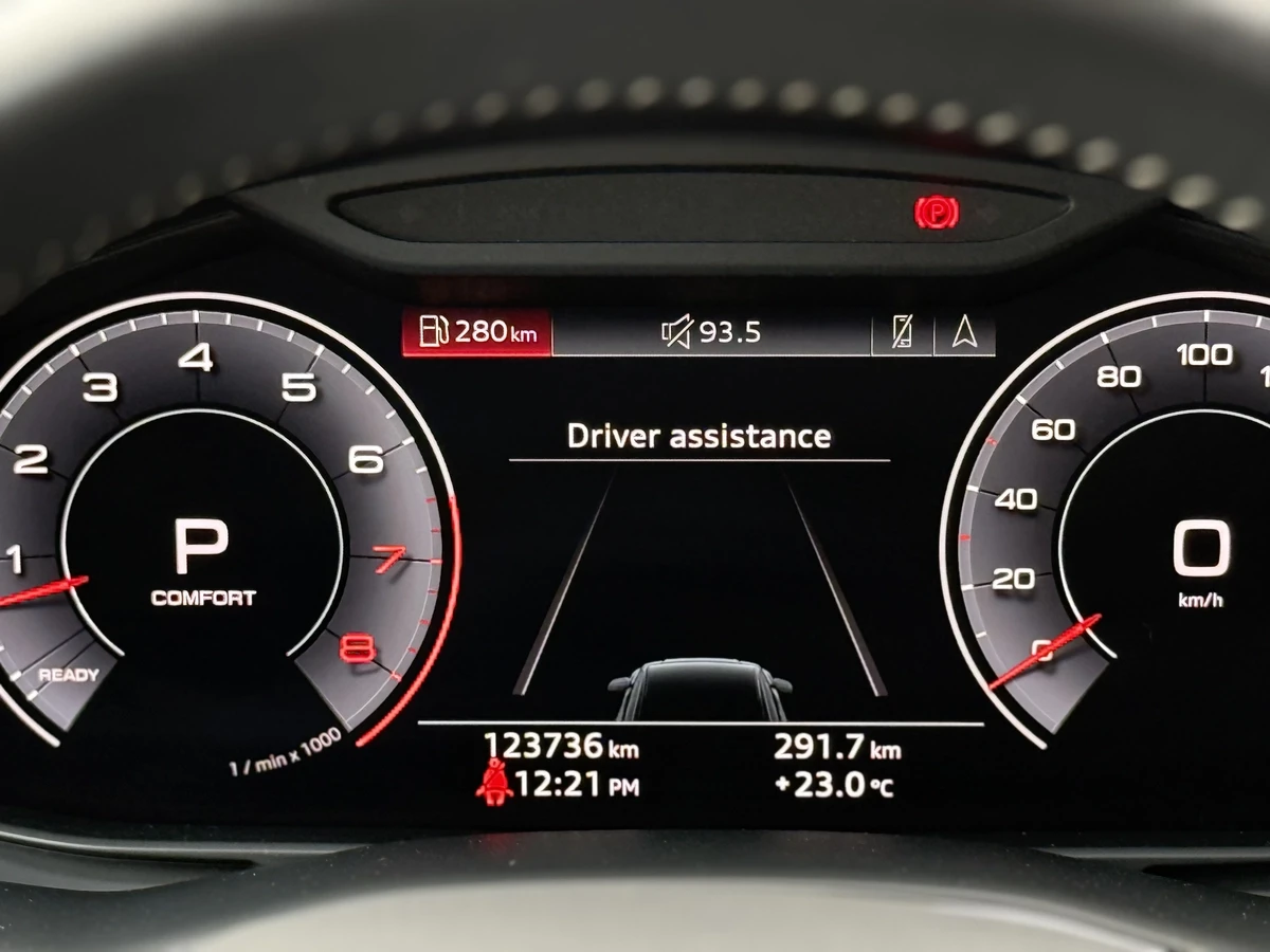 Audi Q8 S-LINE | BANG OLUFSEN - изображение 9
