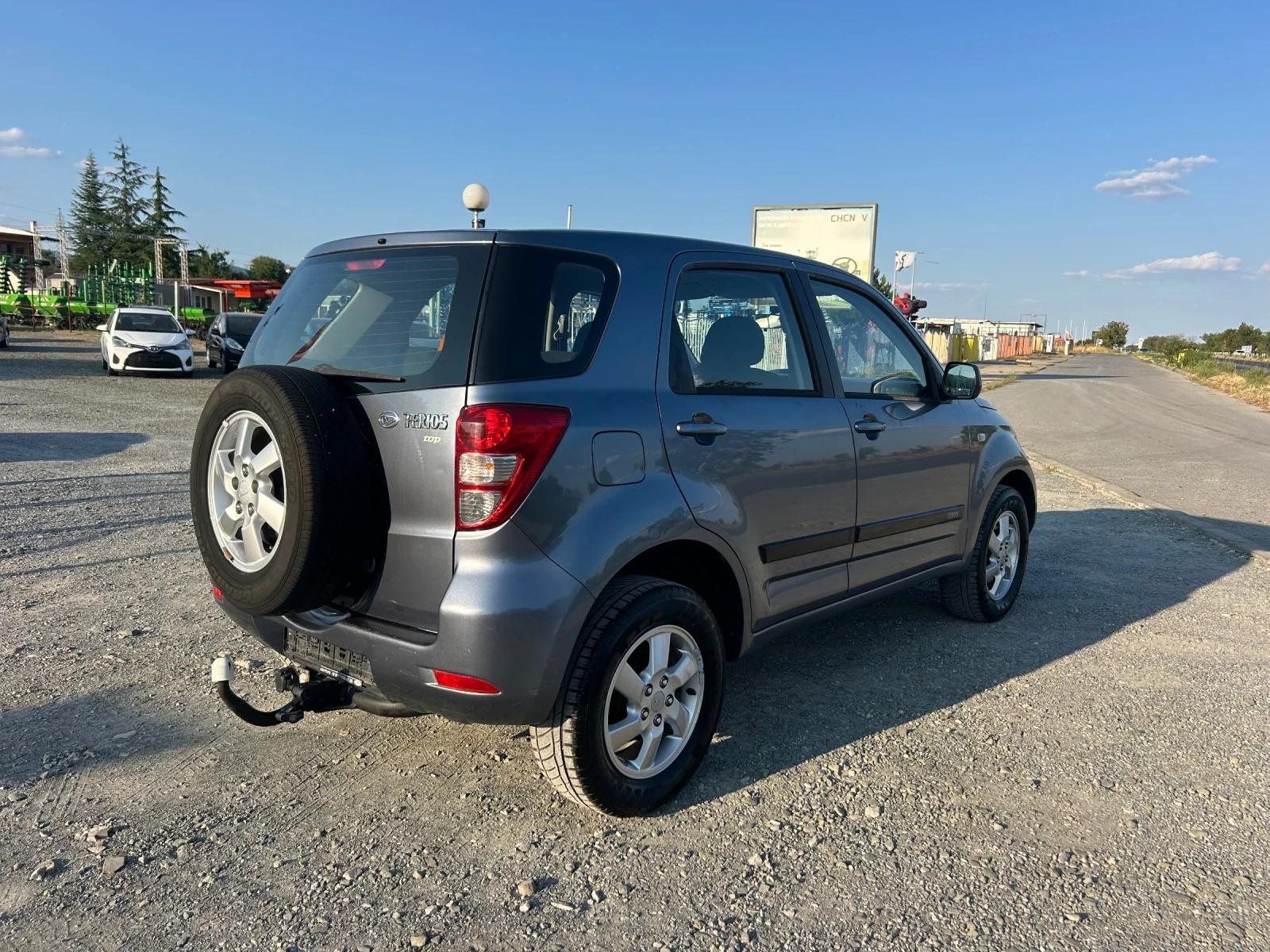 Daihatsu Terios 1.5i - 105 к.с / 4Х4 / АВТОМАТИК /  - изображение 5