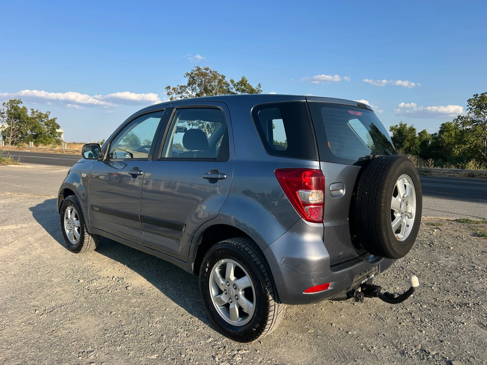 Daihatsu Terios 1.5i - 105 к.с / 4Х4 / АВТОМАТИК /  - изображение 7