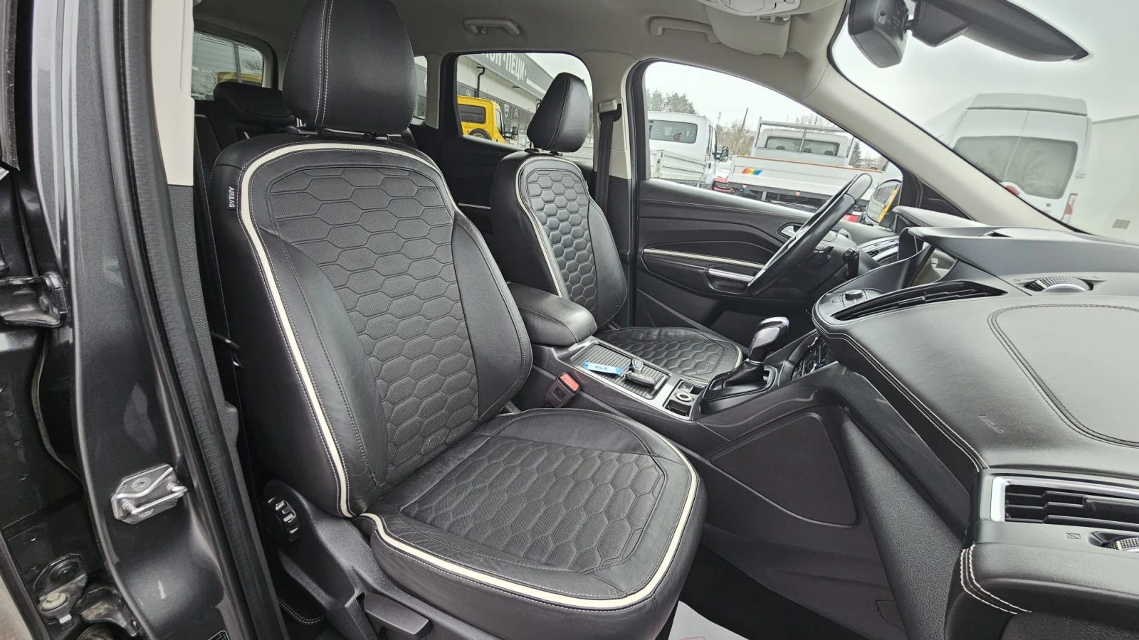Ford Kuga Vignale 2.0TDCi 180 4x4 IT-�������-��� ����-������ | Mobile.bg � ����������� 13
