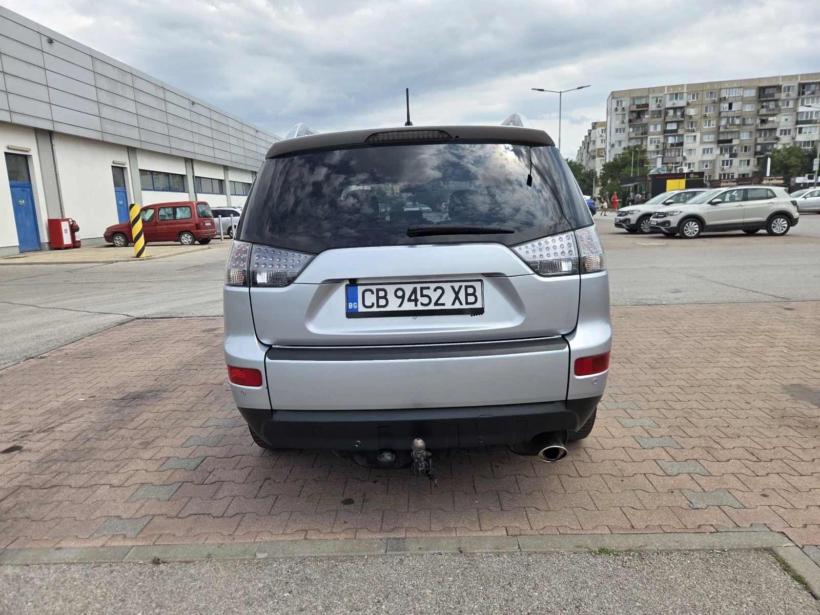 Mitsubishi Outlander 2.4 БЕНЗИН/ГАЗ ТЕЧНА ФАЗА, снимка 7 - Автомобили и джипове - 55403976