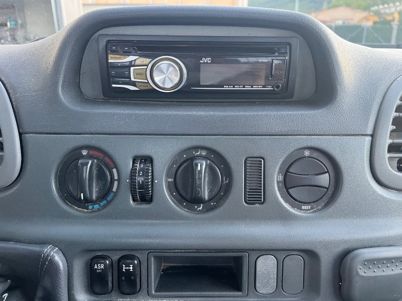 Mercedes-Benz Sprinter 313 CDI климатик, снимка 9 - Бусове и автобуси - 51514989