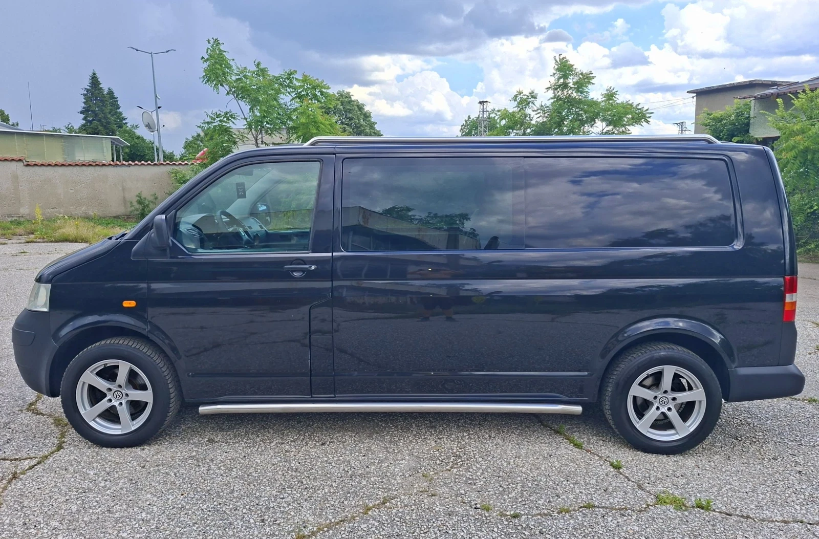 VW Transporter КЛИМАТИК/ T5 LONG, снимка 6 - Бусове и автобуси - 54388537