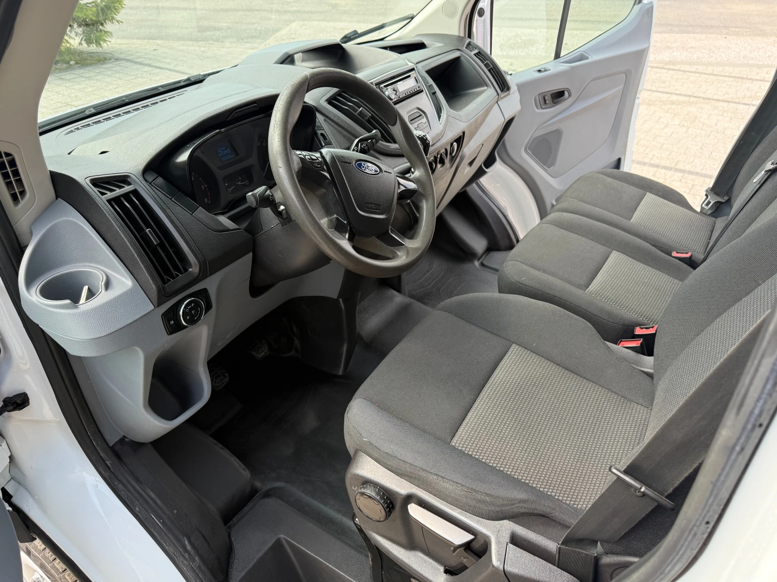 Ford Transit 2.2TDCI 7-������ 4.25�. �������� Euro 5b | Mobile.bg � ����������� 12
