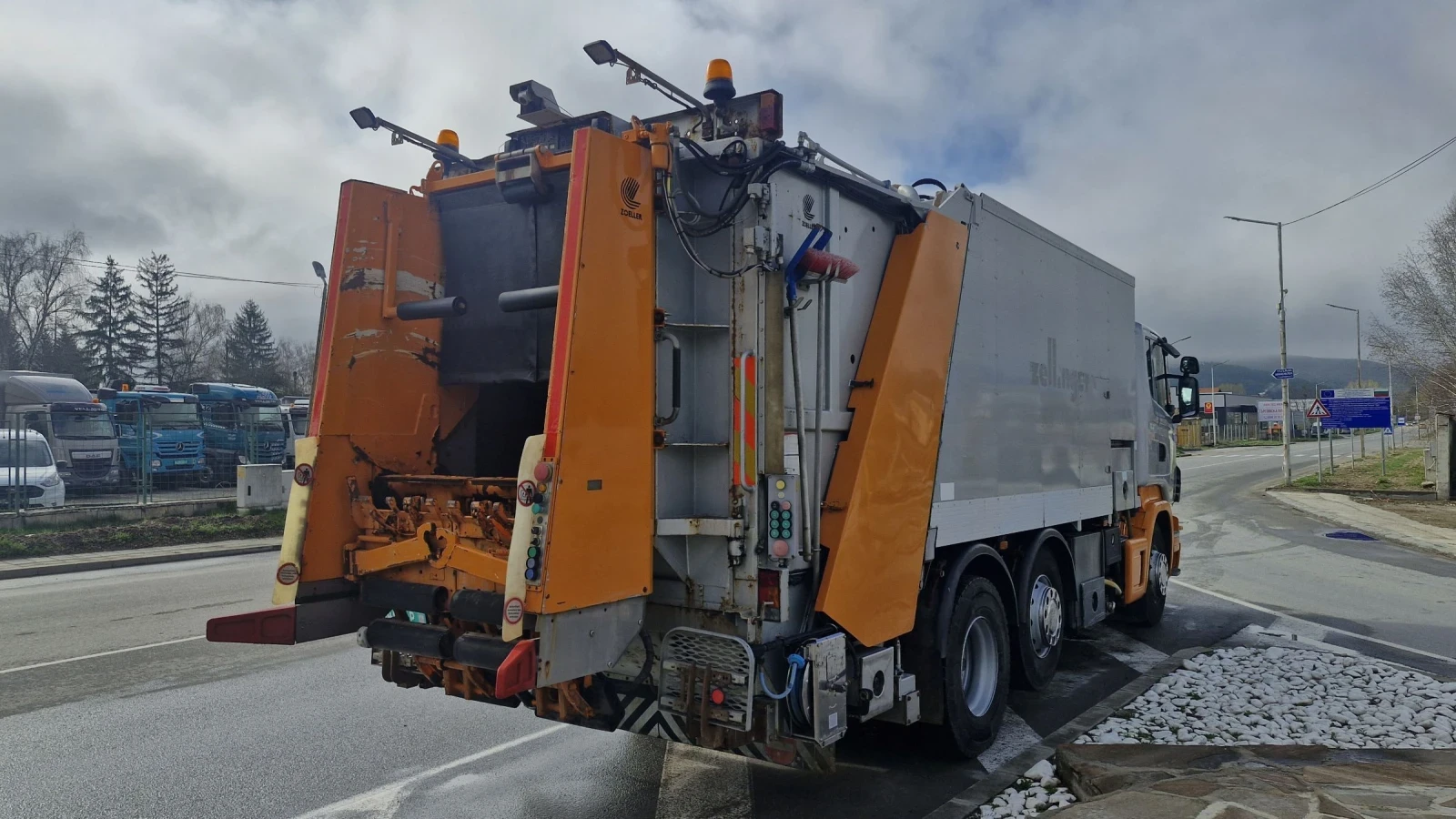 Scania R 420 EURO 4 6X2  Сметосъбирач - изображение 3
