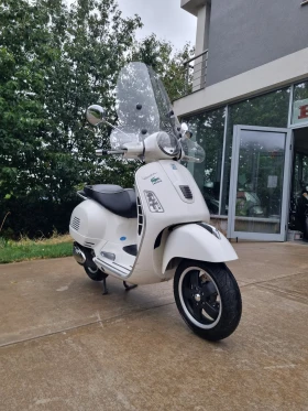     Vespa 300 2011 300i