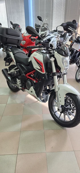  Benelli 250