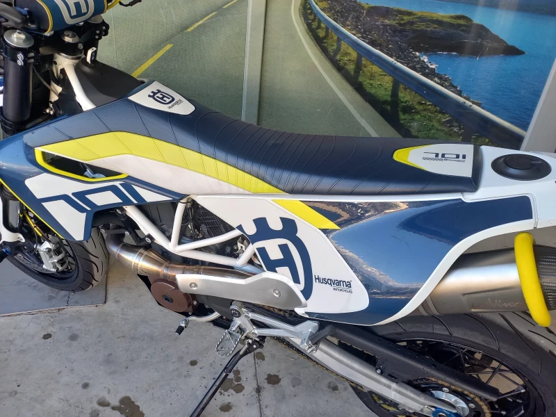 Husqvarna Svartpilen 701 700 ABS , снимка 8 - Мотоциклети и мототехника - 51692581