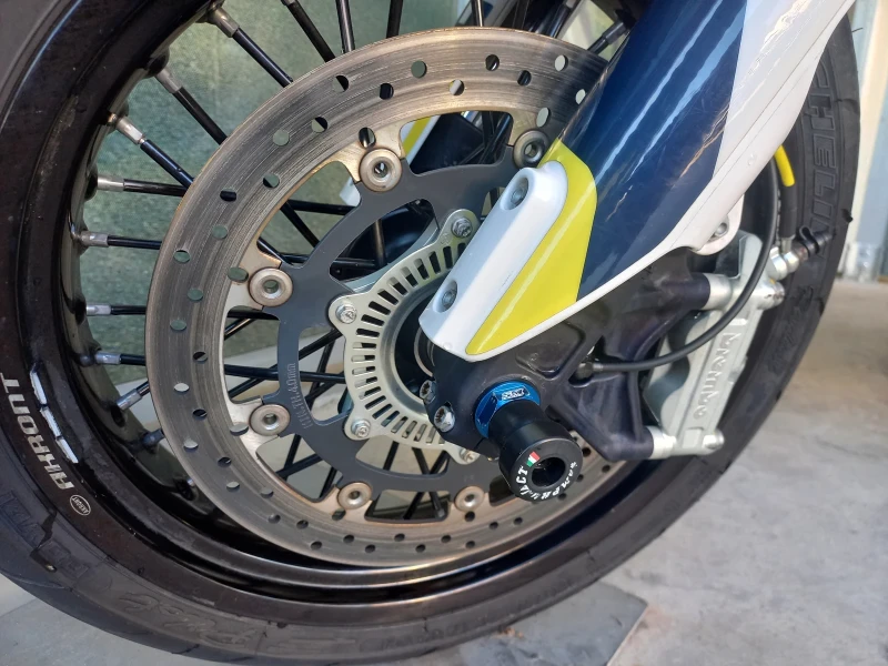 Husqvarna Svartpilen 701 700 ABS , снимка 14 - Мотоциклети и мототехника - 51692581