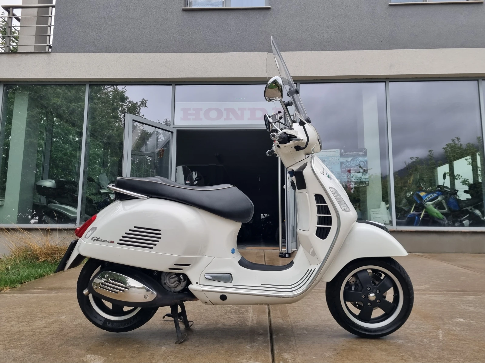 Vespa 300 2011 300i | Mobile.bg — изображение 1