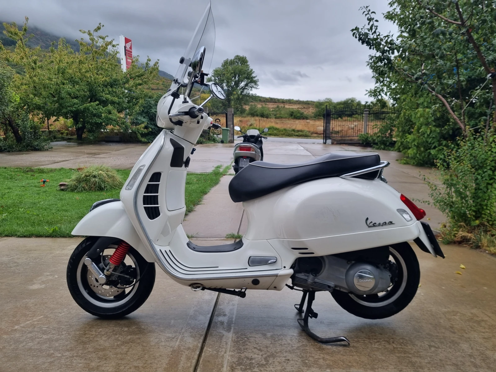 Vespa 300 2011 300i - изображение 5