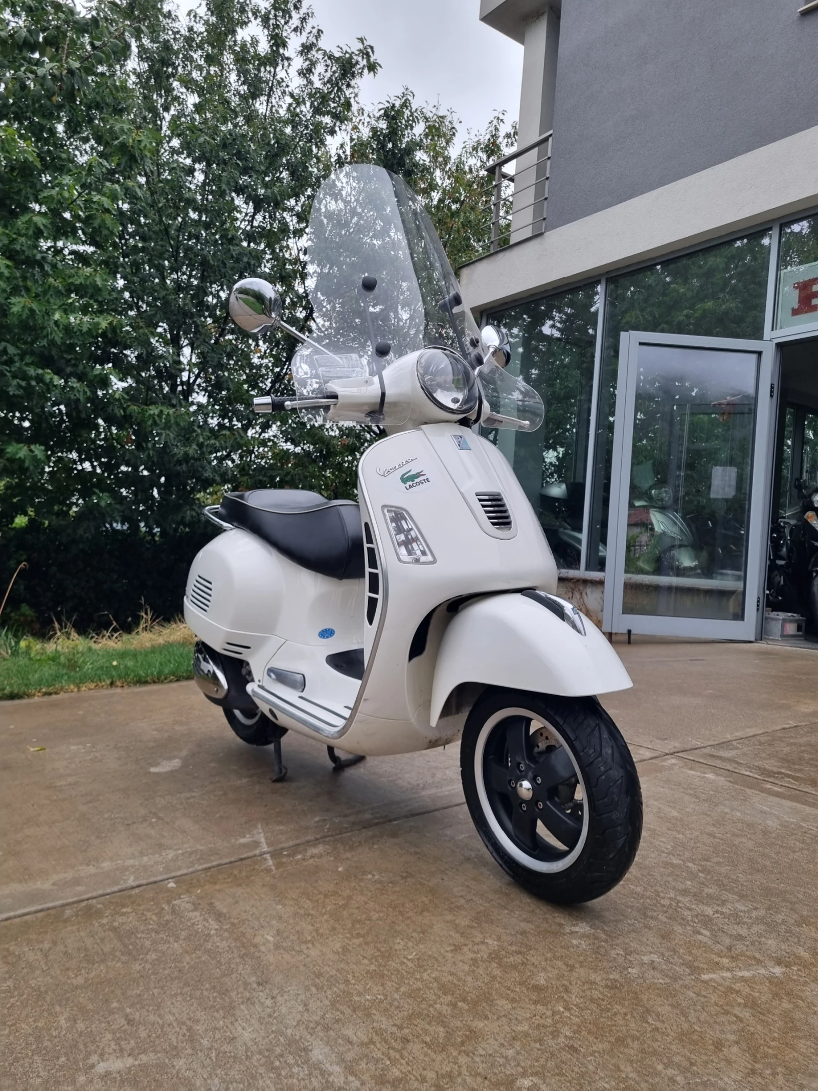 Vespa 300 2011 300i - изображение 2