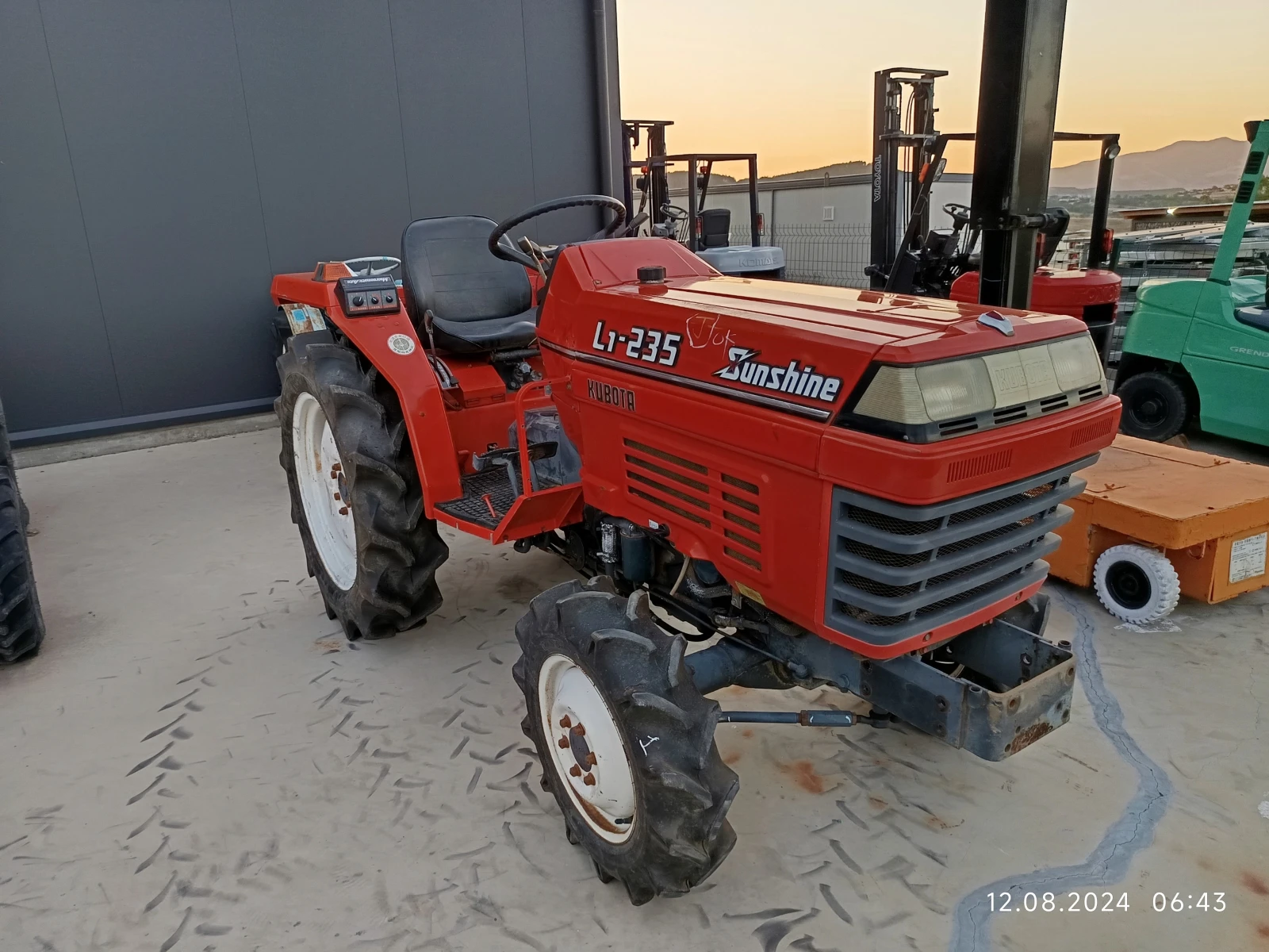 Трактор Kubota 24к.с. 4х4 - изображение 5