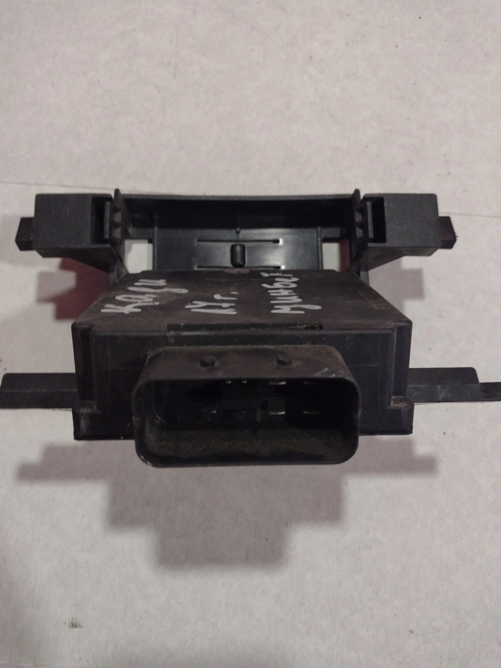 3AA919041A  ���������� ����� / ������������ �� ����������  VW CADDY  3AA 919 041 A | Mobile.bg � ����������� 2