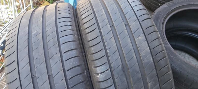 Гуми Летни 235/50R17, снимка 2 - Гуми и джанти - 29887514