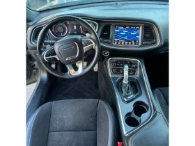 Dodge Challenger * 2dr Cpe Scat Pack * CARFAX * ЦЕНА ДО БГ, снимка 12