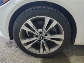 Mercedes-Benz C 300 4MATIC С РЕГИСТРАЦИЯ & АВТО КРЕДИТ , снимка 13