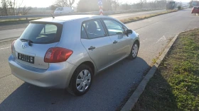 Toyota Auris 1.4 90к.с.много здрав и икономичен мотор с верига, снимка 5