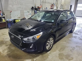 ������ Hyundai Elantra