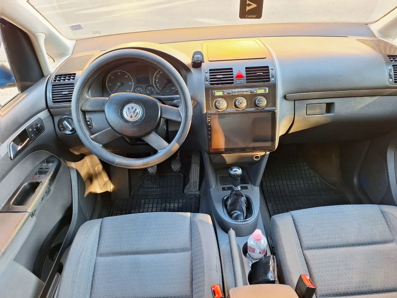 VW Touran, снимка 9 - Автомобили и джипове - 47022233