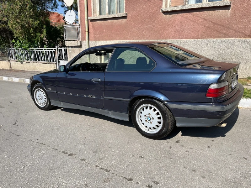 BMW 320 Купе, снимка 4 - Автомобили и джипове - 48091476