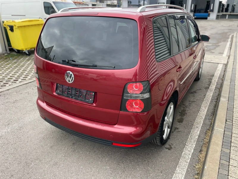 VW Touran 1, 4 Turbo+ 170kc+ DSG+ Подгрев, снимка 5 - Автомобили и джипове - 48204536