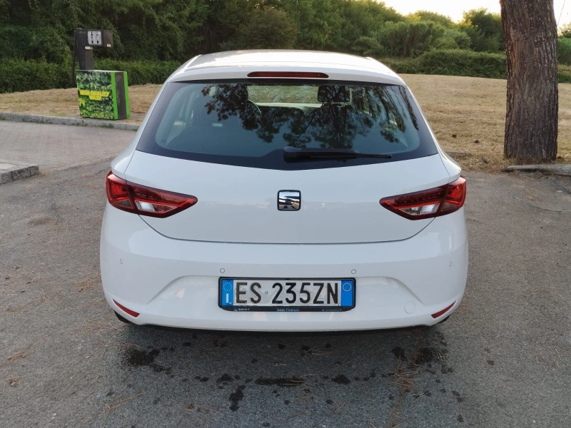 Seat Leon 1.6 TDI KATO HOBA , снимка 4 - Автомобили и джипове - 48286488