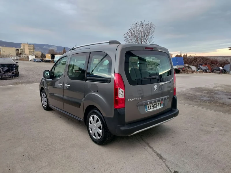 Peugeot Partner 1.6HDI 92kc.2009 , снимка 5 - Автомобили и джипове - 48666475