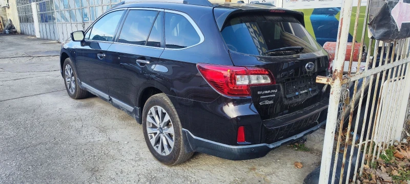 Subaru Outback 3.6 H6, снимка 4 - Автомобили и джипове - 48669731