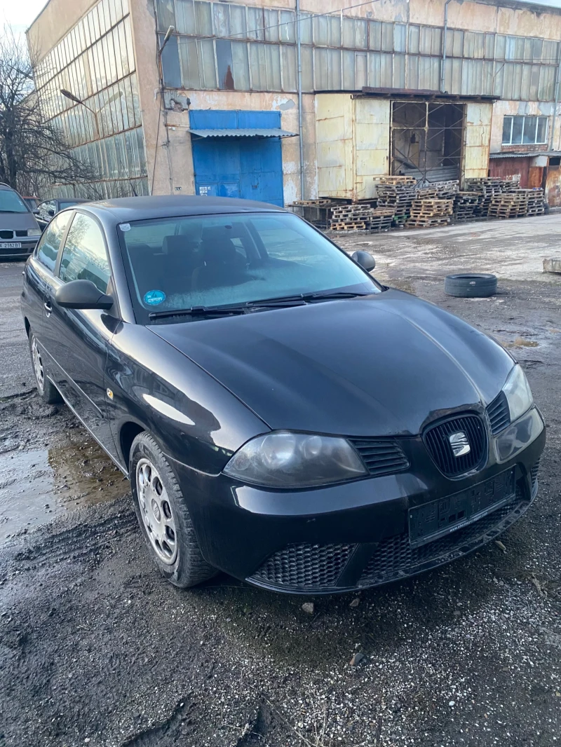 Seat Ibiza 1.4i facelift, снимка 8 - Автомобили и джипове - 48801666