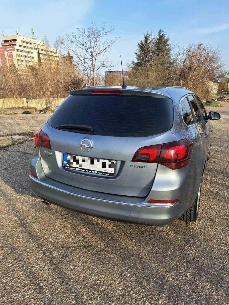 Opel Astra 1.4i, снимка 3 - Автомобили и джипове - 49509521