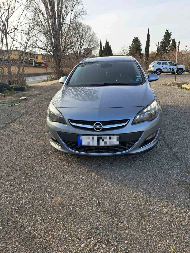 Opel Astra 1.4i, снимка 5 - Автомобили и джипове - 49509521