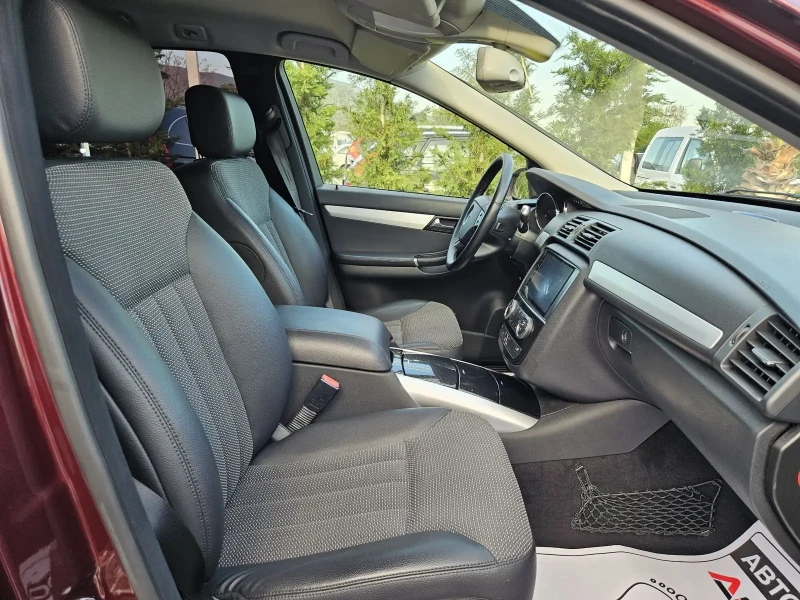Mercedes-Benz R 350 3.5i-272кс= АВТОМАТ= 4MATIC= 6МЕСТА= ПОДГРЕВ= НАВИ, снимка 15 - Автомобили и джипове - 50012645