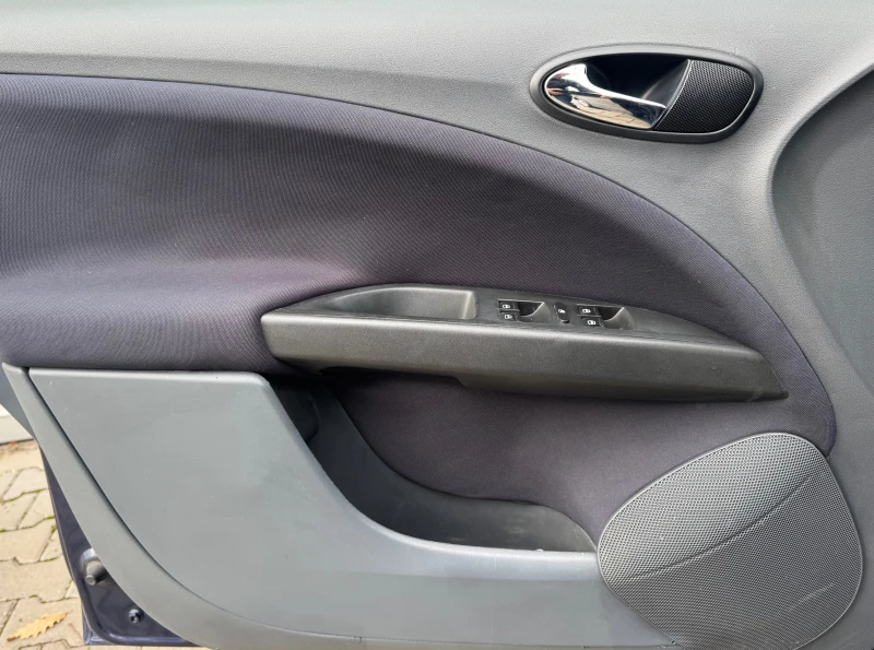 Seat Altea XL 1, 6i GPL, 102ps, клима, борд, ел.пакет, LandiR, снимка 17 - Автомобили и джипове - 52318662