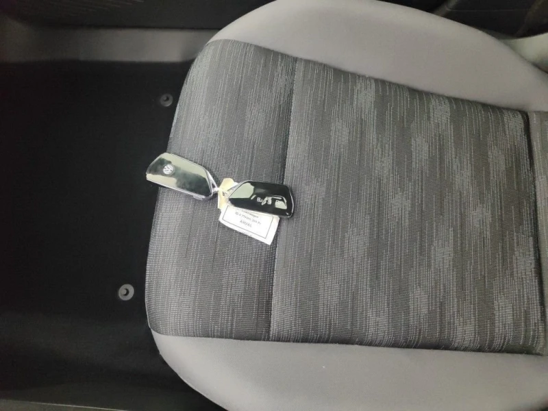 VW ID.4 Pro, снимка 13 - Автомобили и джипове - 53053800