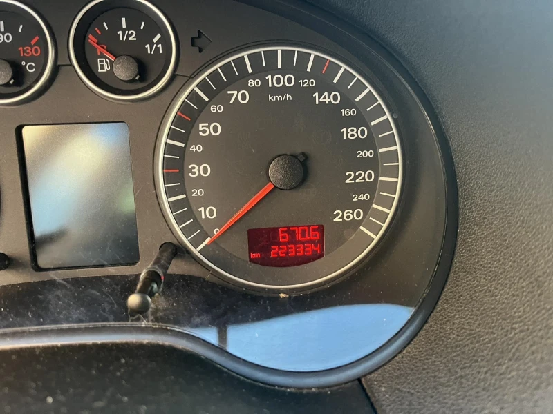 Audi A3 Fsi, снимка 6 - Автомобили и джипове - 53168777